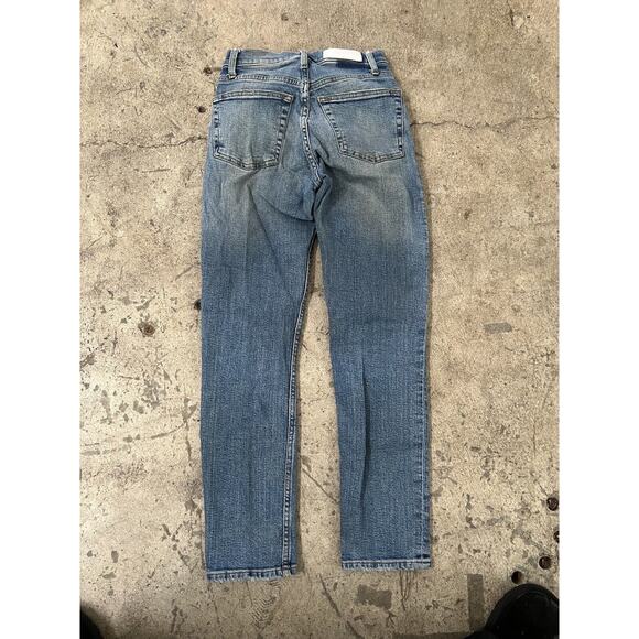 Re/Done Women's Size 24 Button Fly High Rise Ankle Crop‎ Jeans Worn Indigo - Picture 2 of 6